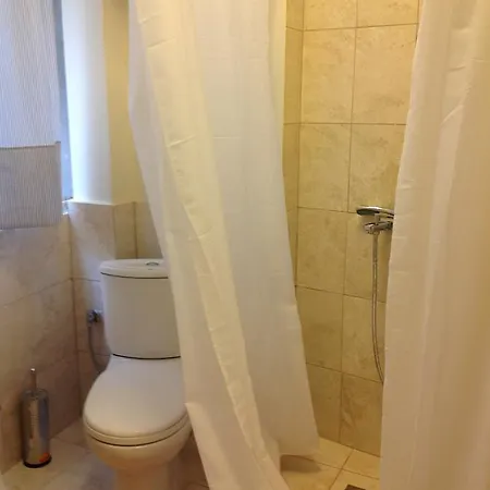Thesslad Luxury Apartment